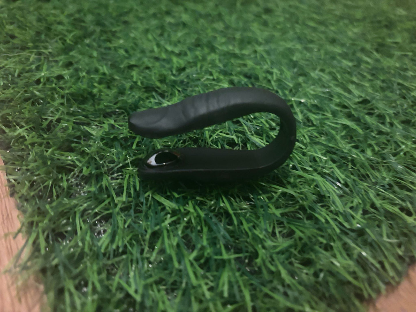 L14 Acupressure Tension Relief Device